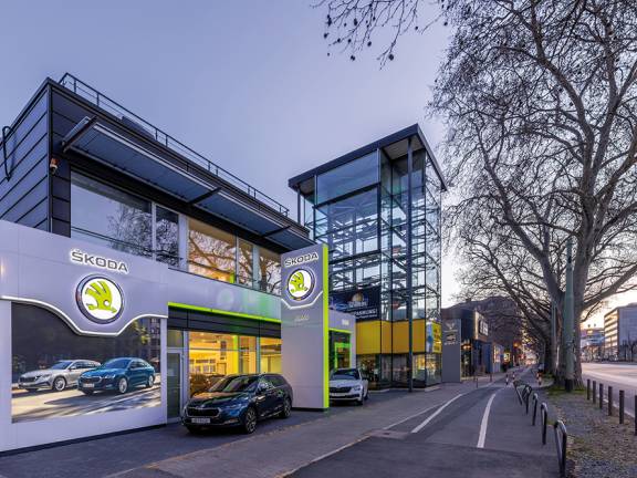 Welcome to the Brass Car Dealer!